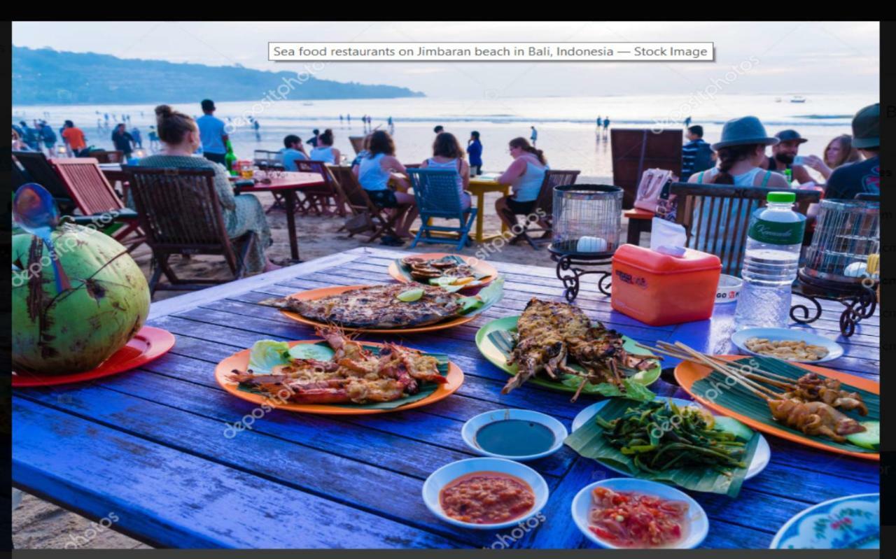 Bali Bobo Hostel Jimbaran Exterior foto Seafood restaurant on Jimbaran beach
